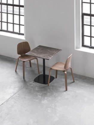 Normann_Copenhagen_My_Chair_Walnut_Form_Table_Cafe_2018_01