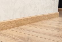 Battiscopa: funzione, tipologie e vantaggi di un elemento essenziale per la casa battiscopa